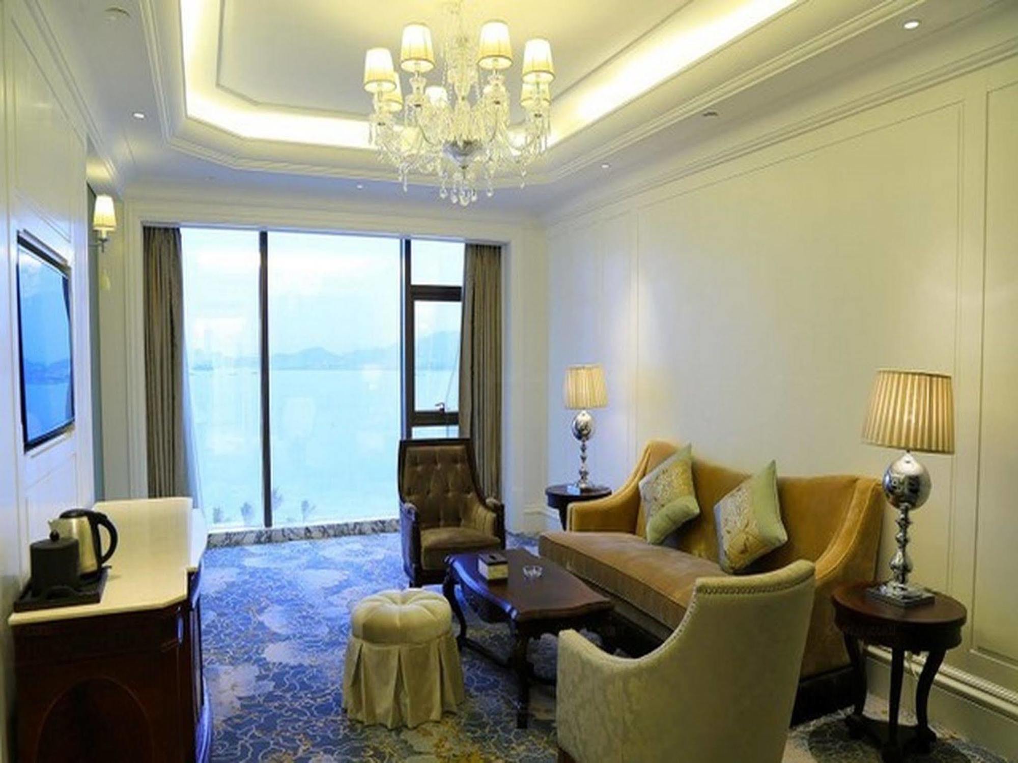 Xiamen Goldcommon Royal Seaside Hotel And Hot Spri Extérieur photo